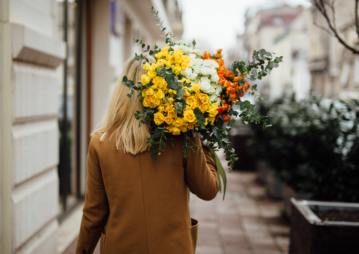 Home_Shop_FlowerWoman